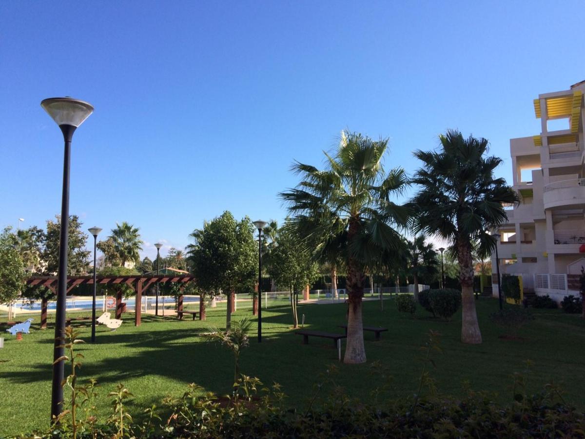 Planta Baja Playa Sol 2 *